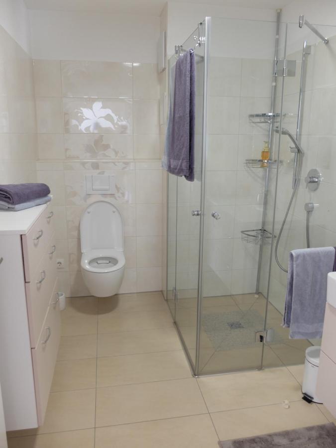 Ferienwohnung Lilly 腓特烈港 外观 照片